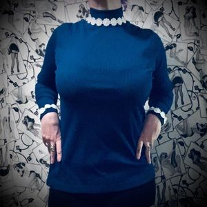 Vintage 1960’s Blue Floral Mockneck Top Small